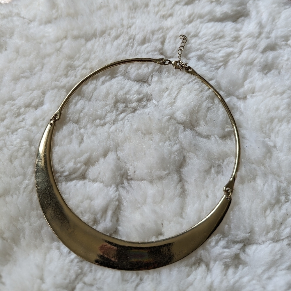 Gold metal plate necklace
